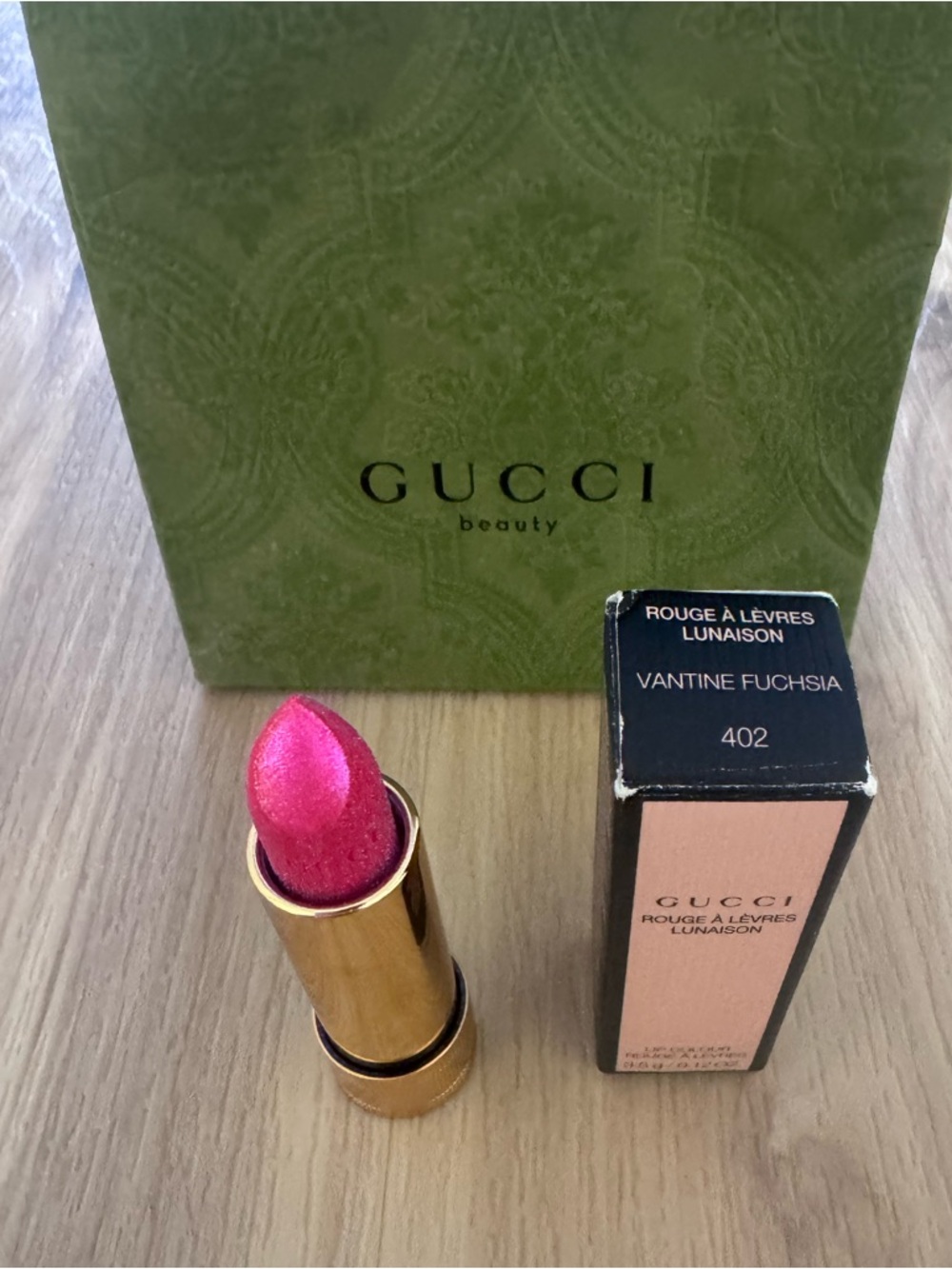 Gucci Lipstick Vantine Fuchsia
